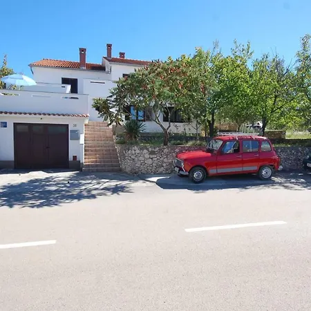 Apartment With A Parking Space Njivice, Krk - 21856 Njivice