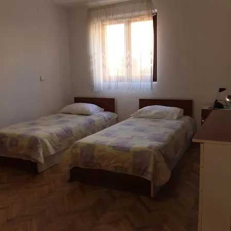 Apartman With Parking Space Njivice, Krk - 21856